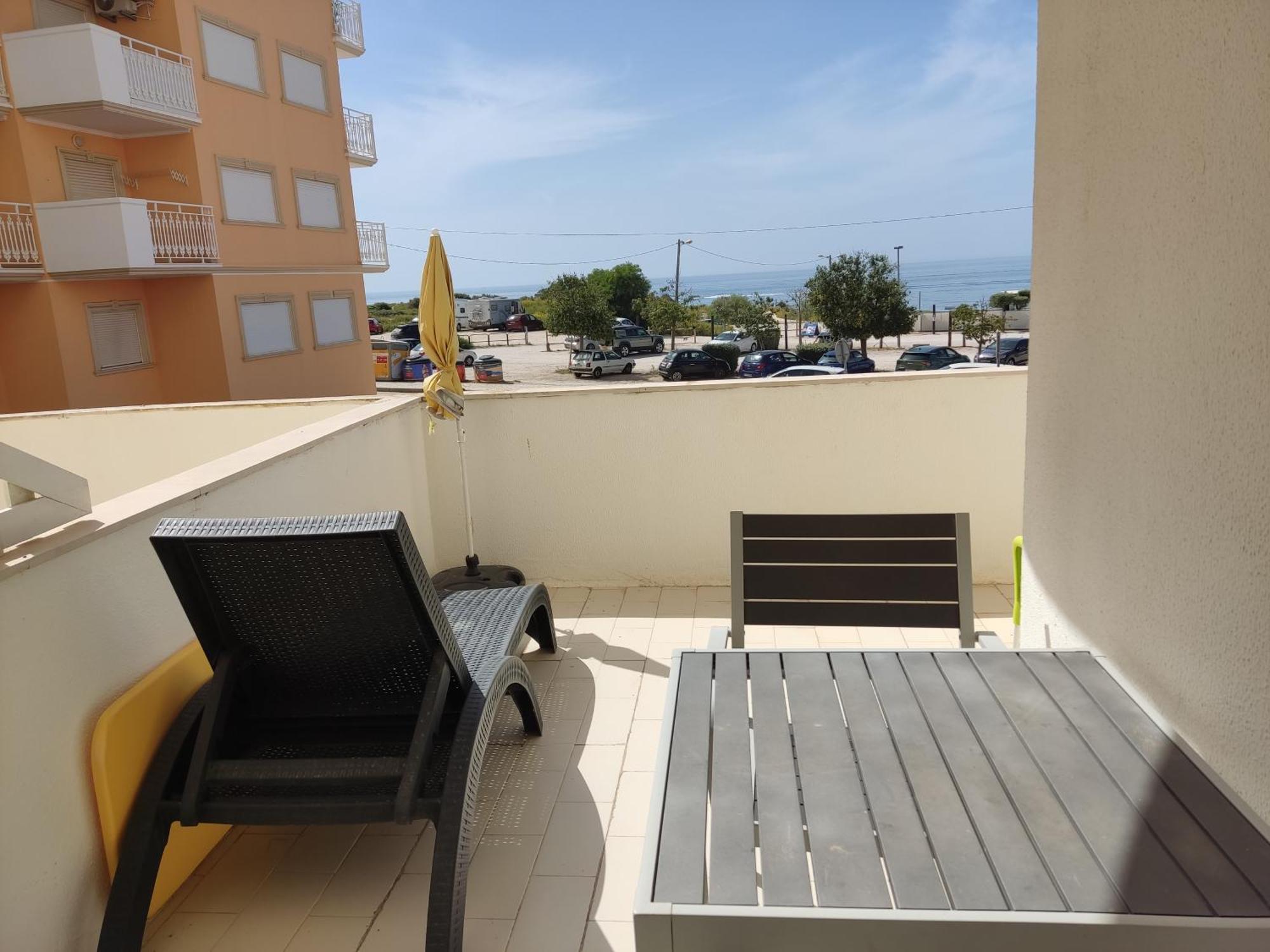 1P Torre Sol Casas & Papeis Apartment Armação de Pêra Екстериор снимка